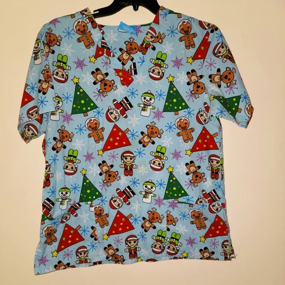 5/$15 The Scrub Co. Christmas Scrubtop 2XL - Picture 1 of 3